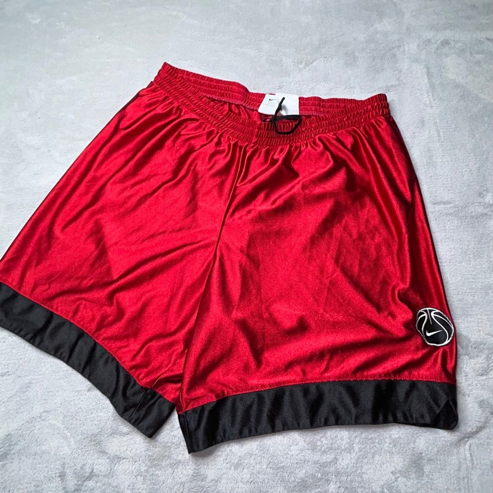 Vintage Y2K Nike Team dazzle shinny Red silk Satin like basketball XL shorts